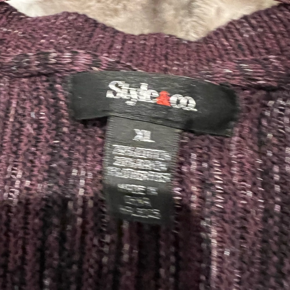 Sweater - Picture 3 of 3